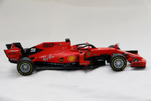 Load image into Gallery viewer, New Formula 1 Ferrari Sebastian Vettel #5 Car Model F1 Racing Driver Season 2016-2019 Hybrid 1:43