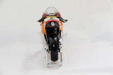 Load image into Gallery viewer, New Honda MotoGP Dani Pedrosa #26 Diecast Motorcycle Model Bike 1:18 By Maisto